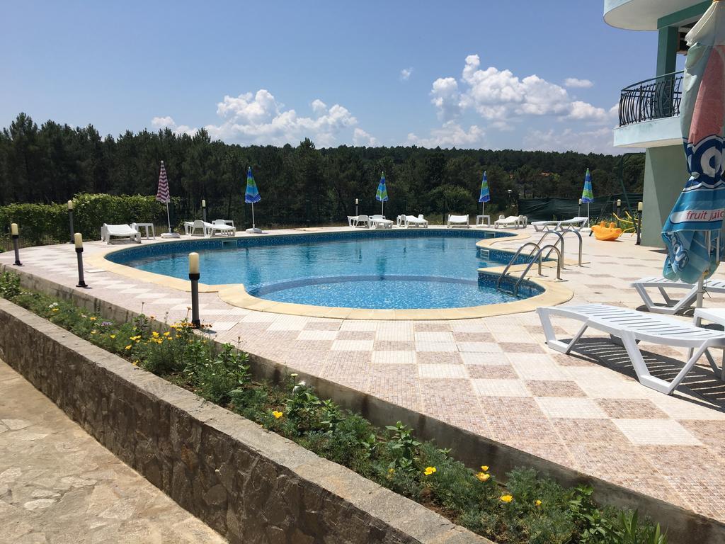 تساريفو Dream Bay Family Hotel المظهر الخارجي الصورة